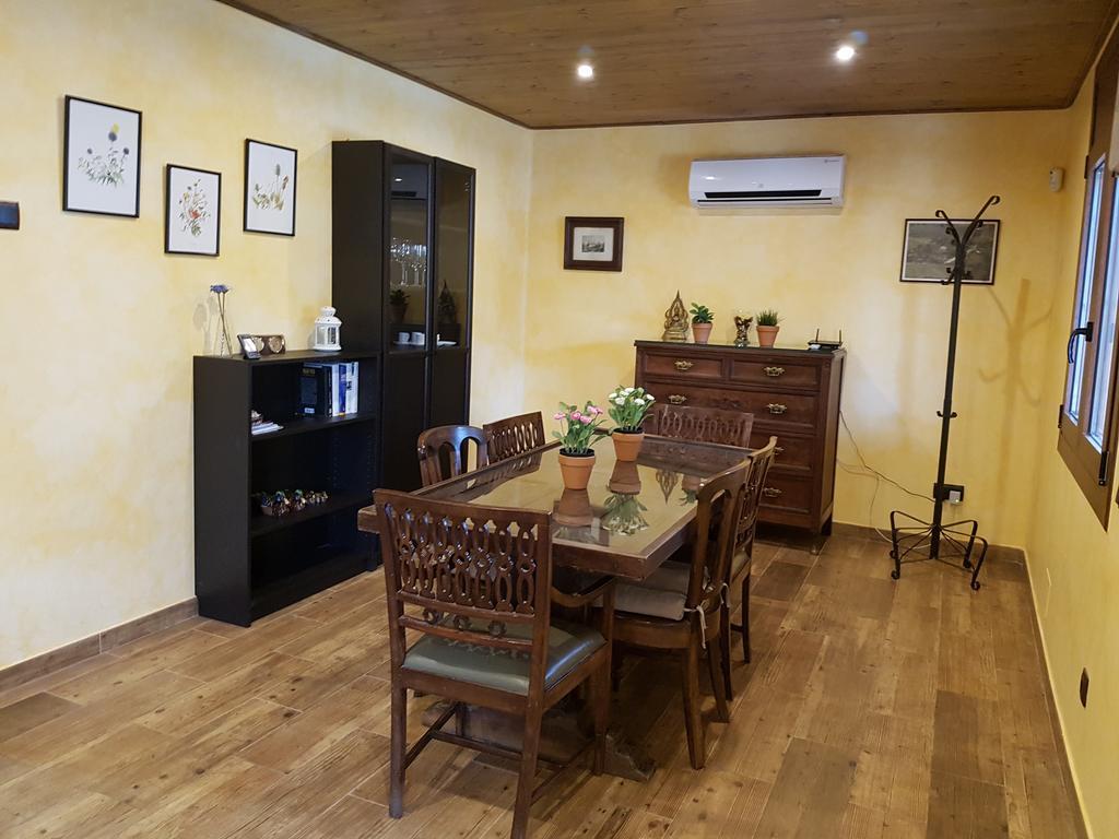 Pensjonat Casa Climent Aviá Zewnętrze zdjęcie