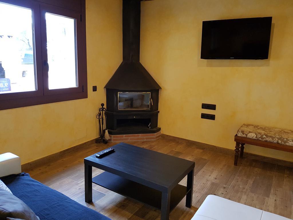 Pensjonat Casa Climent Aviá Zewnętrze zdjęcie