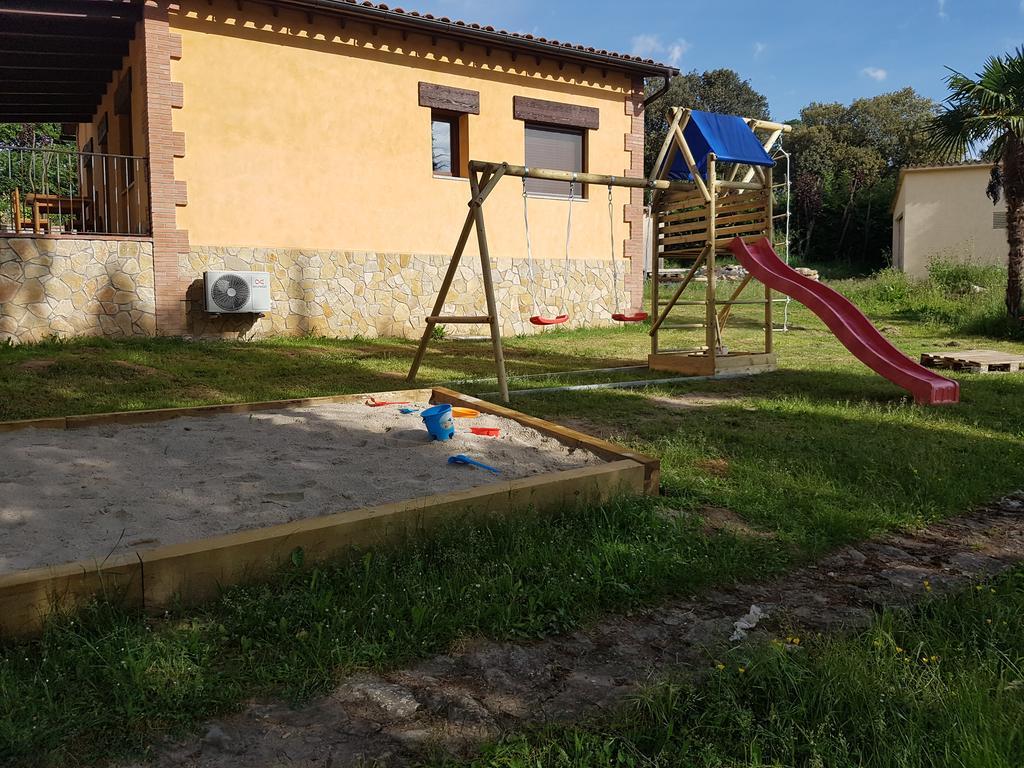 Pensjonat Casa Climent Aviá Zewnętrze zdjęcie